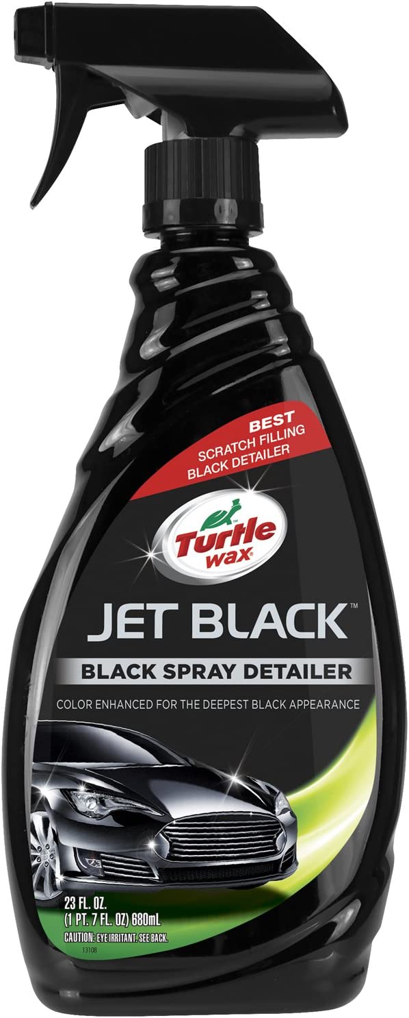 What is turtle wax t-319 black spray detailer and what are its benefits?